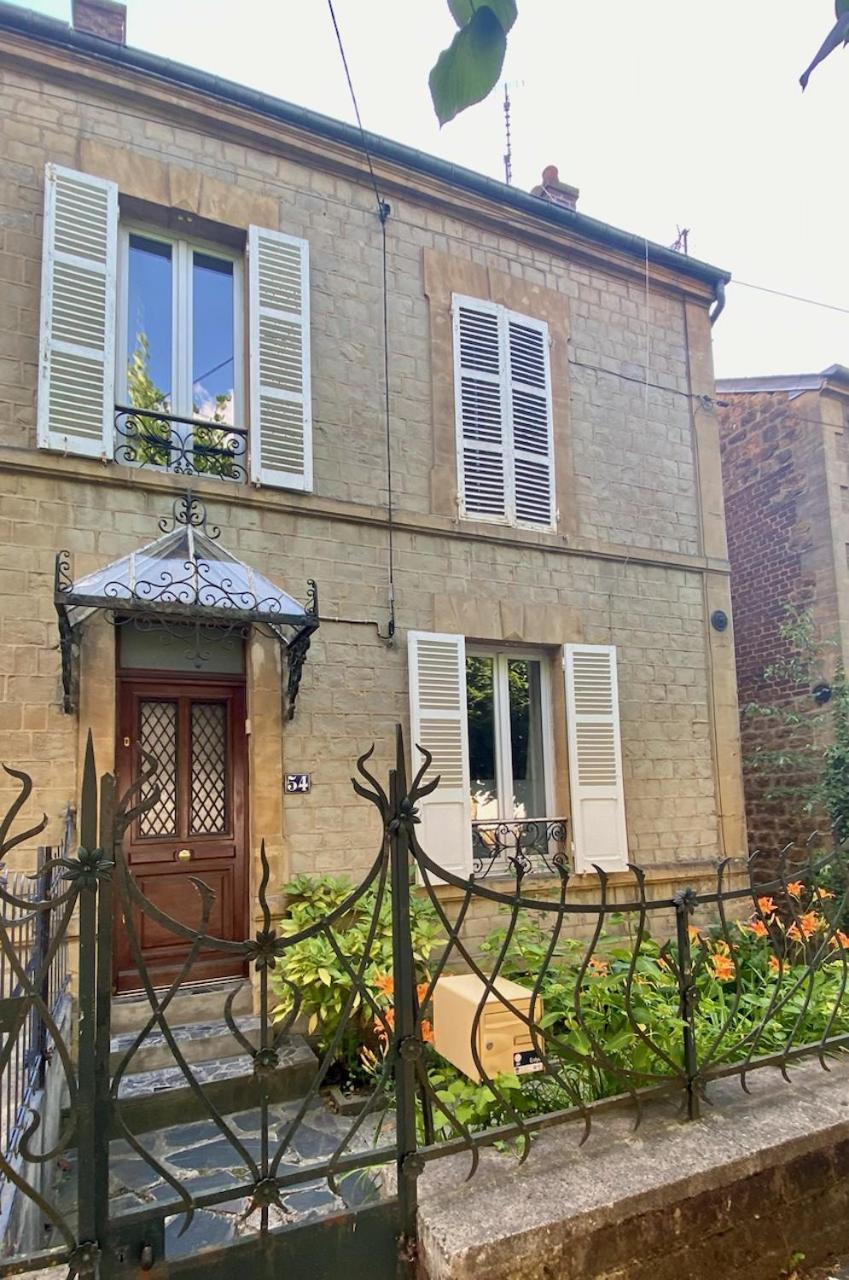 Apartament Les Perdrix Charleville-Mézières Zewnętrze zdjęcie